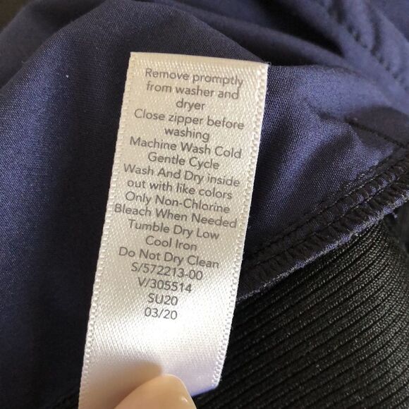 Athleta Brooklyn Joggers Size 6 Gently used Blue/black Snakeskin print - Picture 5 of 7